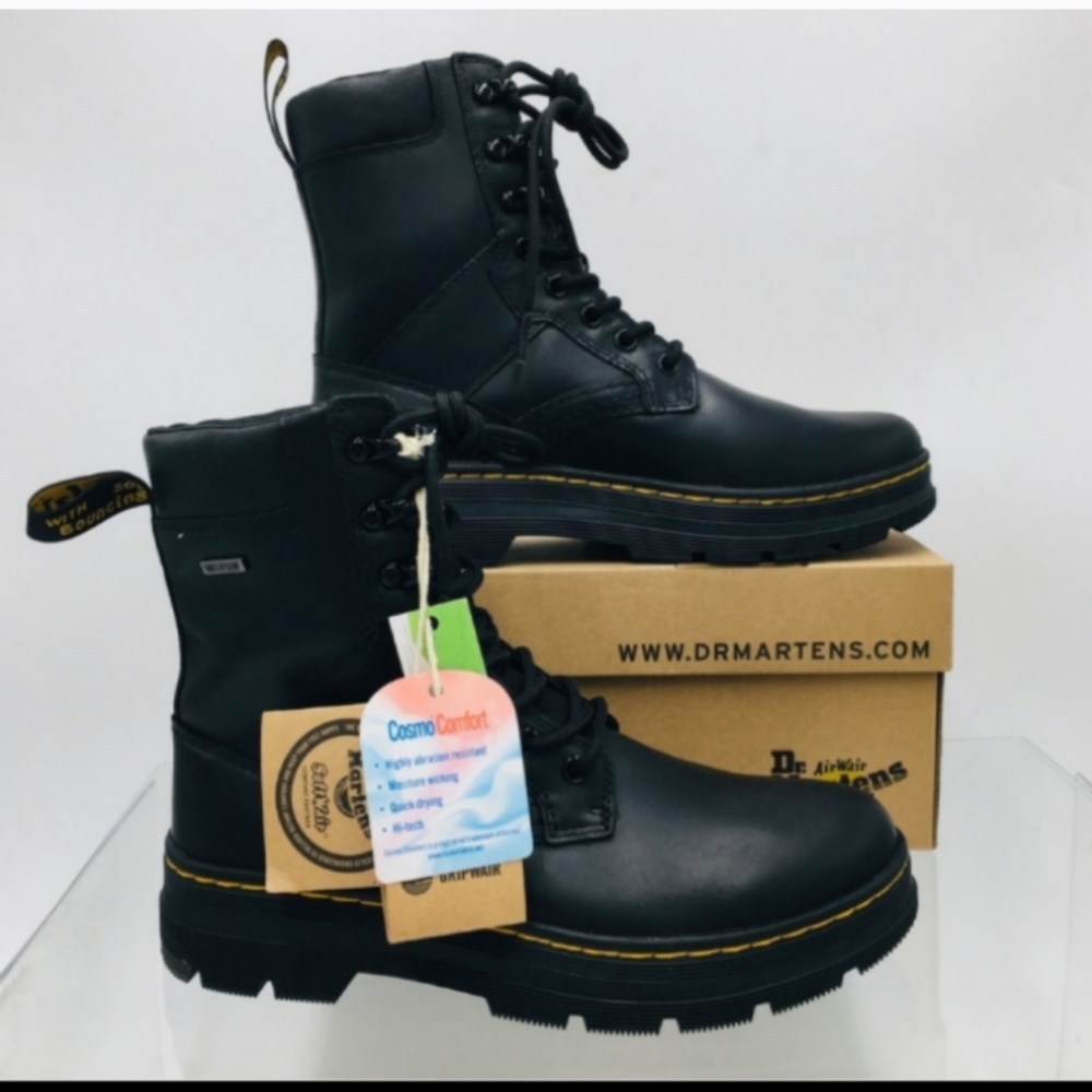 Brand new in Box! Dr. Marten's boots! Sz 9 Women's sz 7 Mens